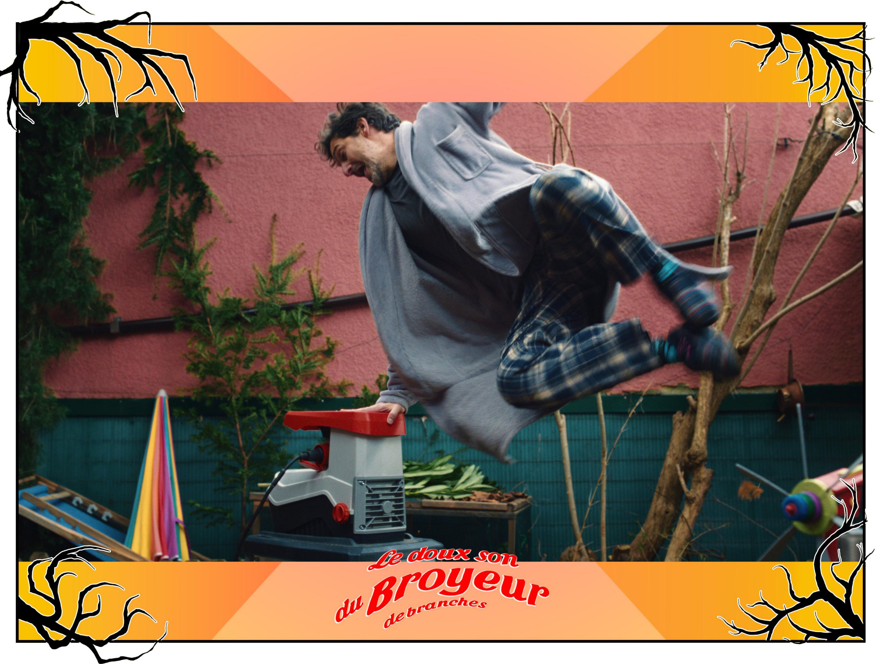 Le doux son du broyeur de branches